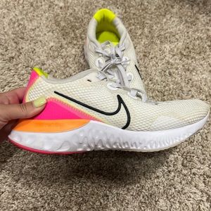 Nike Renew Tennis Shoes